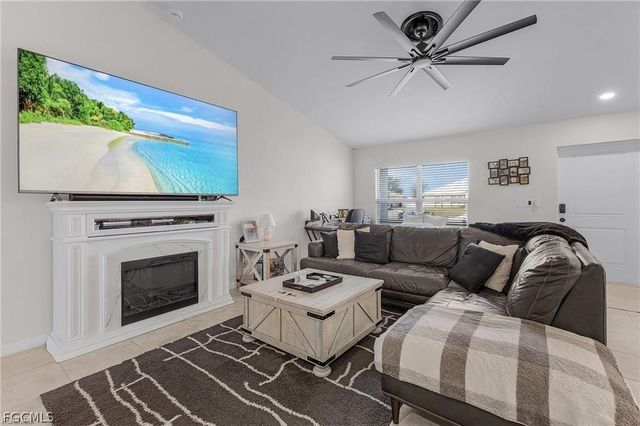 4109 NE 22nd AVE, Cape Coral, FL 33909