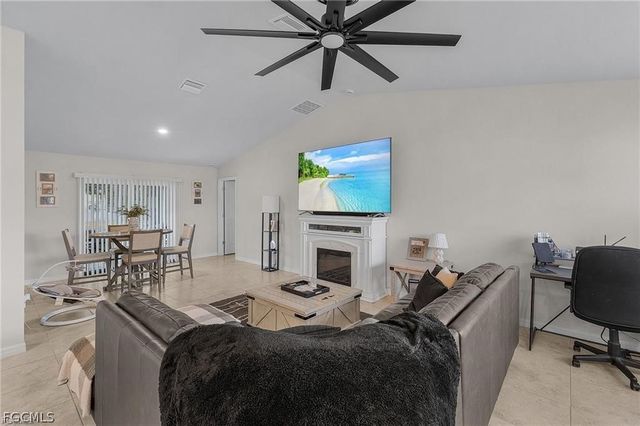 4109 NE 22nd AVE, Cape Coral, FL 33909