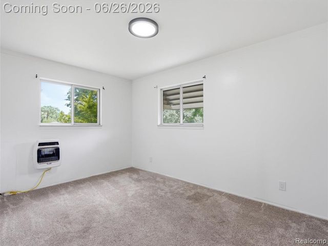 26826 Palomino Avenue, Warren, MI 48089