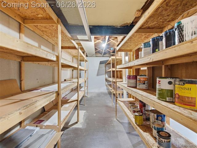 26826 Palomino Avenue, Warren, MI 48089
