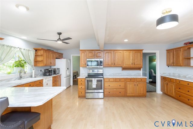 8218 Georgie Ct, Mechanicsville, VA 23116