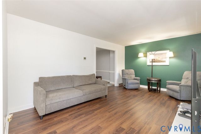 8218 Georgie Ct, Mechanicsville, VA 23116
