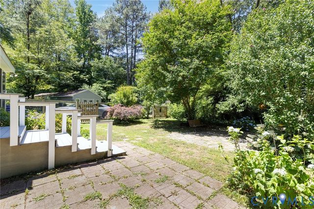 8218 Georgie Ct, Mechanicsville, VA 23116
