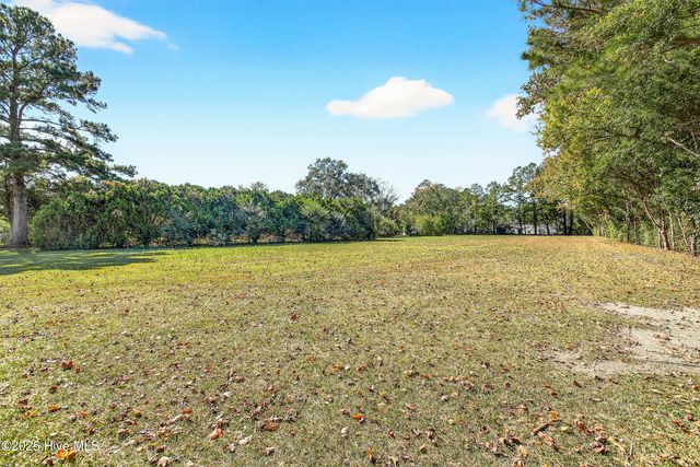 165 Thomas Humphrey Road, Jacksonville, NC 28546