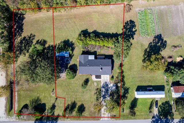 165 Thomas Humphrey Road, Jacksonville, NC 28546