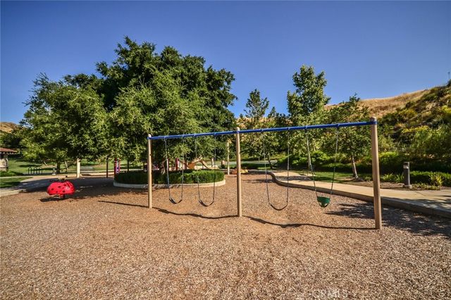 29268 Rio Lobo Way, Valencia, CA 91354