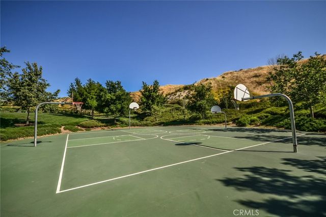 29268 Rio Lobo Way, Valencia, CA 91354