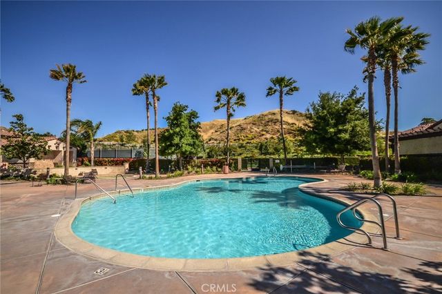 29268 Rio Lobo Way, Valencia, CA 91354