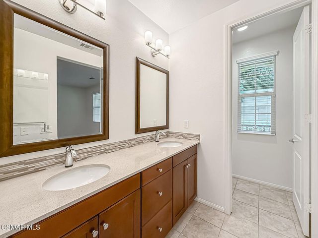 389 Castiano Street, Camarillo, CA 93012