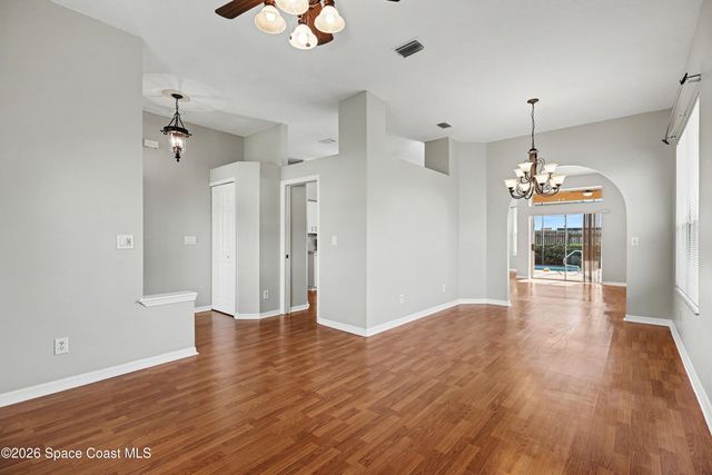 8056 Bracken Lane, Melbourne, FL 32940