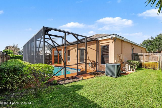 8056 Bracken Lane, Melbourne, FL 32940