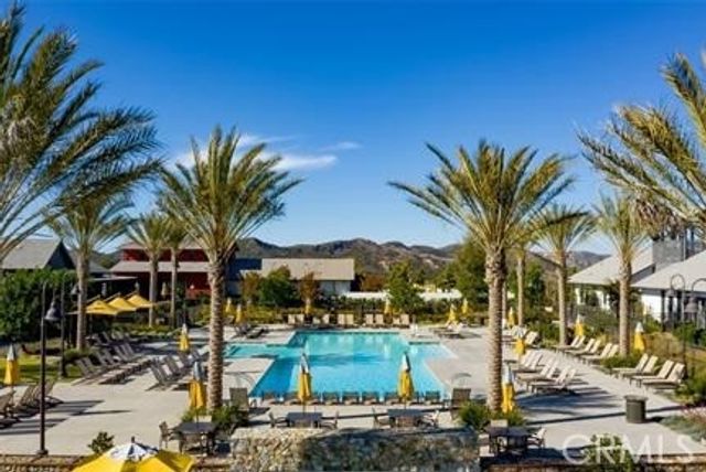 81 Alienta Lane, Rancho Mission Viejo, CA 92694