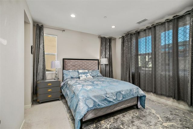 81 Alienta Lane, Rancho Mission Viejo, CA 92694