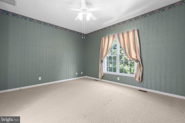 11213 MANSFIELD CLUB DR, Fredericksburg, VA 22408