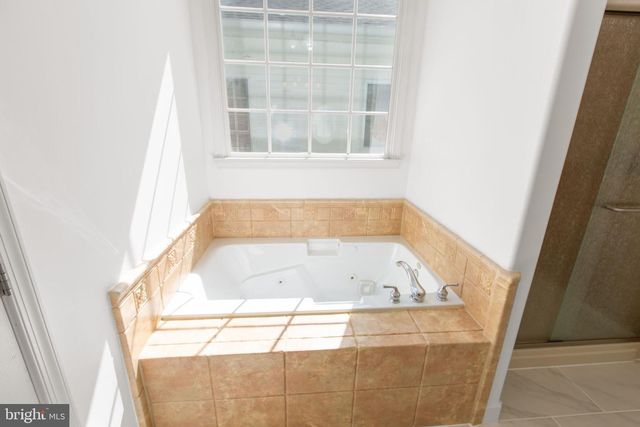 11213 MANSFIELD CLUB DR, Fredericksburg, VA 22408