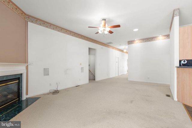11213 MANSFIELD CLUB DR, Fredericksburg, VA 22408