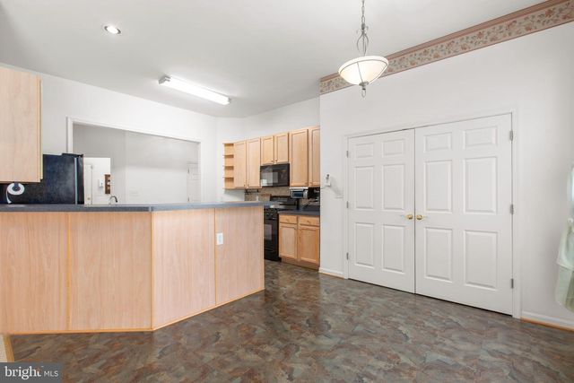11213 MANSFIELD CLUB DR, Fredericksburg, VA 22408