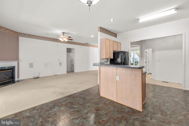 11213 MANSFIELD CLUB DR, Fredericksburg, VA 22408