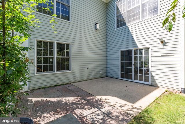 11213 MANSFIELD CLUB DR, Fredericksburg, VA 22408