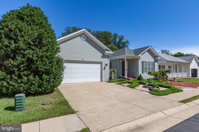 11213 MANSFIELD CLUB DR, Fredericksburg, VA 22408