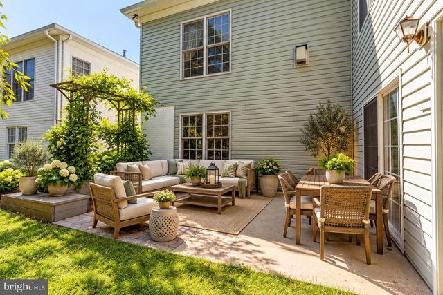11213 MANSFIELD CLUB DR, Fredericksburg, VA 22408
