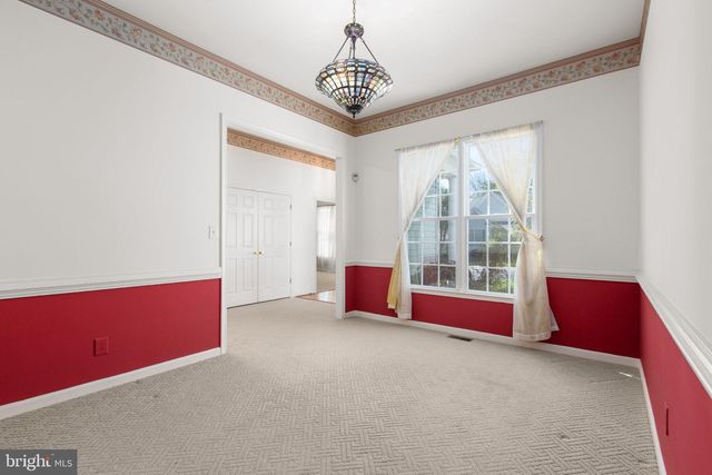 11213 MANSFIELD CLUB DR, Fredericksburg, VA 22408