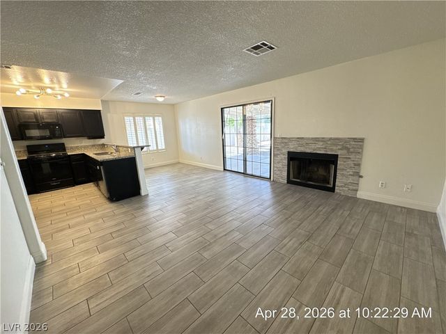 2059 Club Crest Way, Henderson, NV 89014