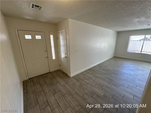2059 Club Crest Way, Henderson, NV 89014