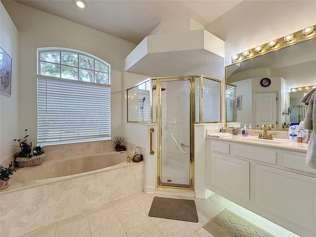 2112 SAINT IVES COURT, Clermont, FL 34711