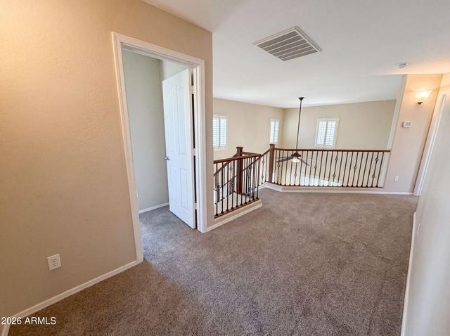 2695 E VERMONT Court, Gilbert, AZ 85295