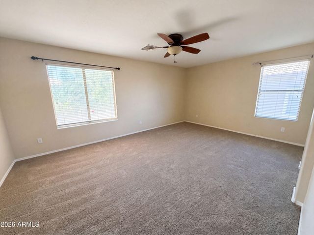2695 E VERMONT Court, Gilbert, AZ 85295