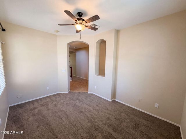 2695 E VERMONT Court, Gilbert, AZ 85295