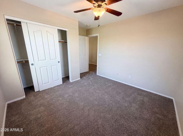 2695 E VERMONT Court, Gilbert, AZ 85295