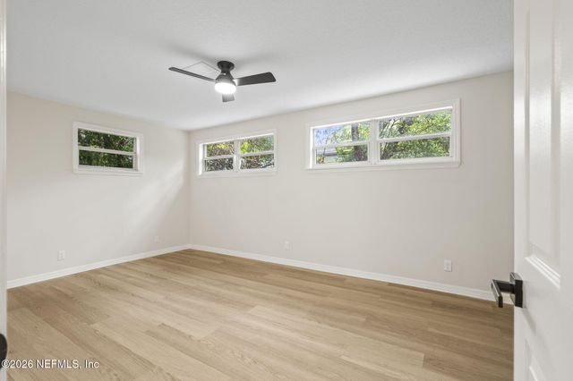 2721 LANSDOWNE Drive, Jacksonville, FL 32211