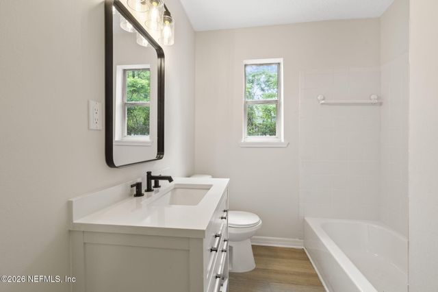 2721 LANSDOWNE Drive, Jacksonville, FL 32211