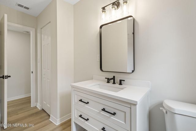 2721 LANSDOWNE Drive, Jacksonville, FL 32211