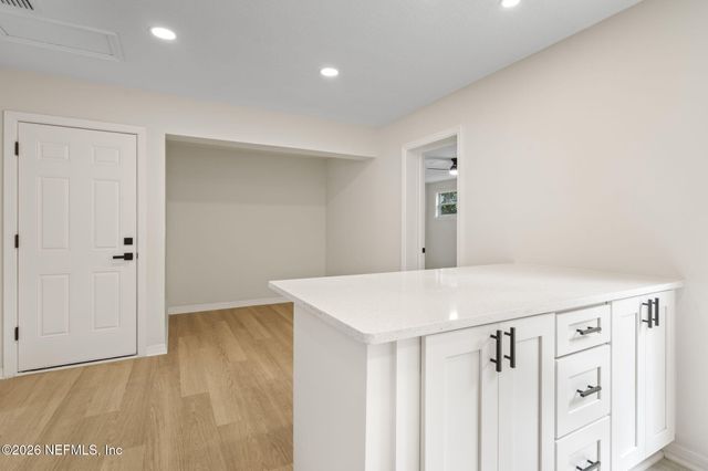 2721 LANSDOWNE Drive, Jacksonville, FL 32211