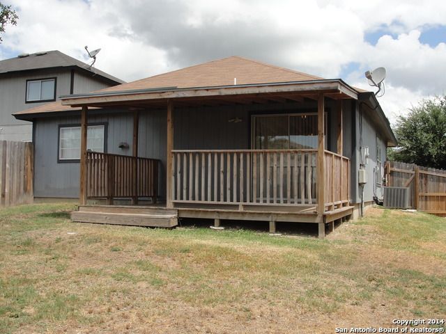 10128 SUNSET PL, San Antonio, TX 78245