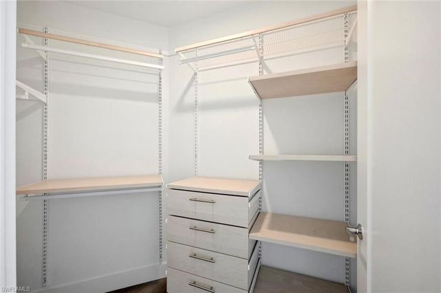 1950 Mayfair ST PH8, Naples, FL 34104
