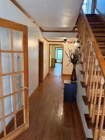 210 Laurel Avenue, South Pittsburg, TN 37380