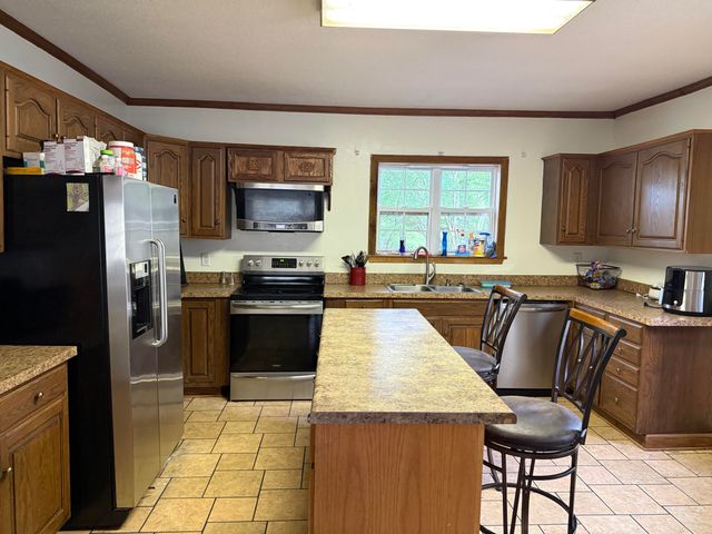 210 Laurel Avenue, South Pittsburg, TN 37380