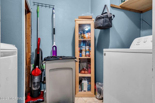 43 Secretariat Street, Howell, NJ 07731