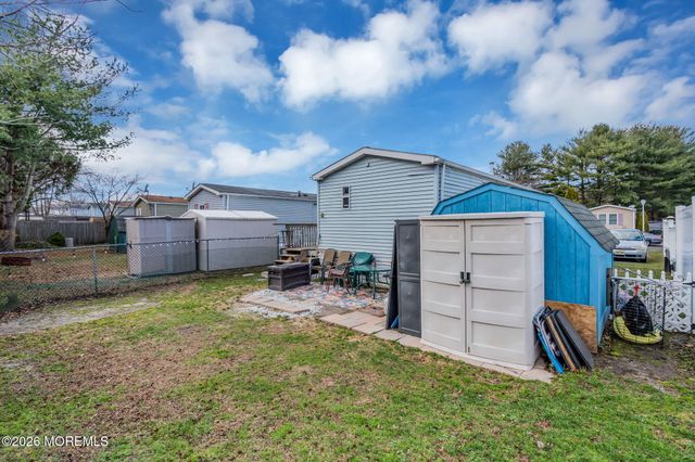 43 Secretariat Street, Howell, NJ 07731