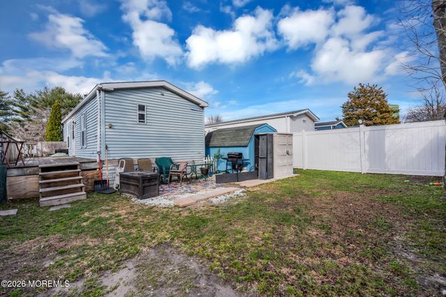 43 Secretariat Street, Howell, NJ 07731