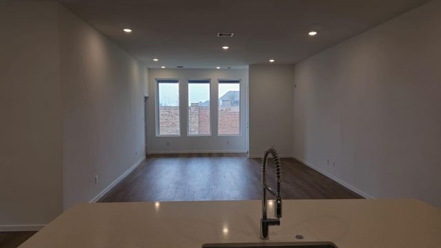 13414 Harbor Point Drive, Texas City, TX 77568