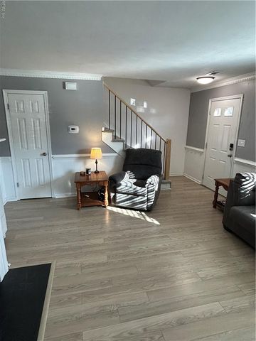 1318 Mill Lake QTR, Chesapeake, VA 23320