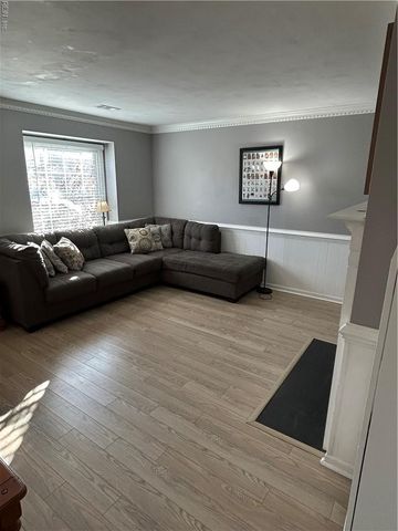 1318 Mill Lake QTR, Chesapeake, VA 23320