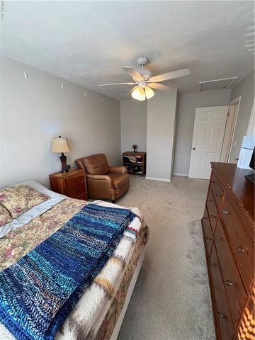 1318 Mill Lake QTR, Chesapeake, VA 23320