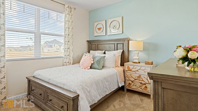 130 Oakchase Park Lane, Hampton, GA 30228