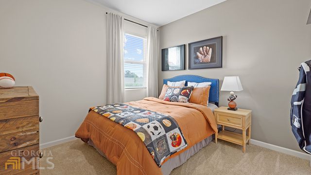 130 Oakchase Park Lane, Hampton, GA 30228